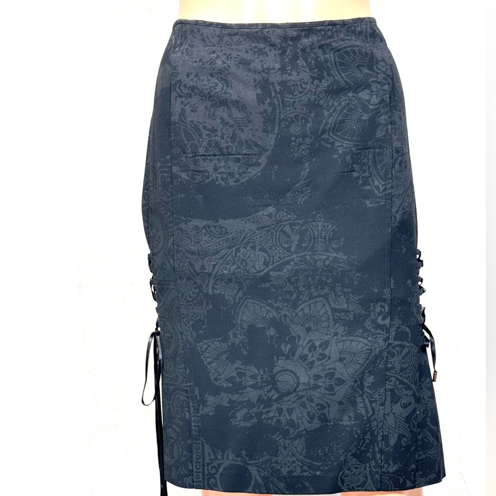 Just Cavalli Black Knee-Length Pencil Skirt with Ruched Detail